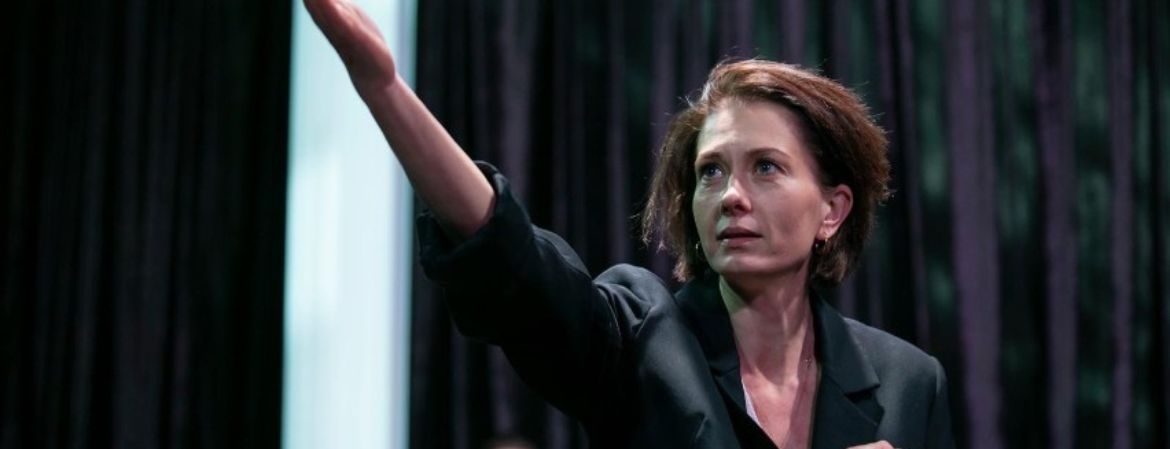 Okładka wpisu Anita Sokołowska debiutuje jako reżyserka premierą „Komediantek”