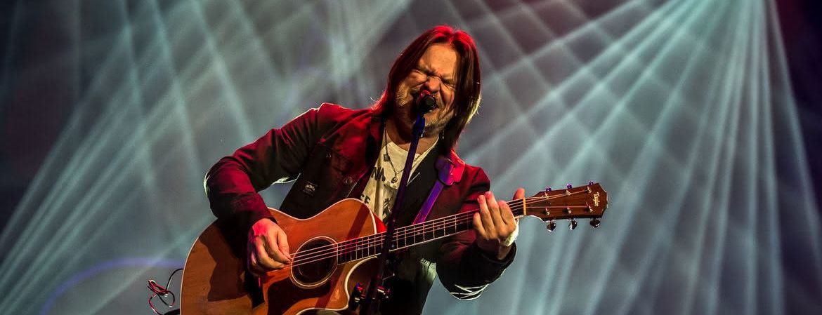Okładka wpisu Ray Wilson – jak muzyk trafił do Polski?