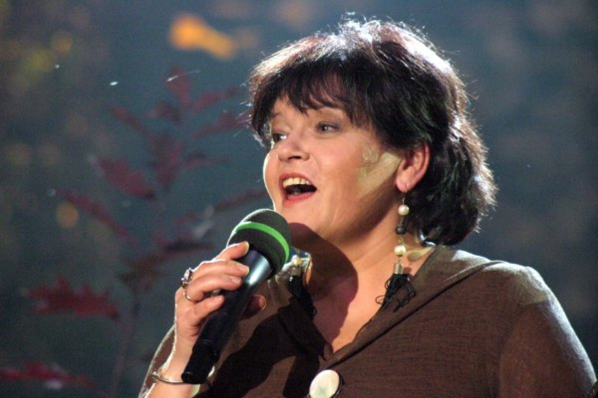 Elżbieta Adamiak – „Trwaj, chwilo, trwaj”