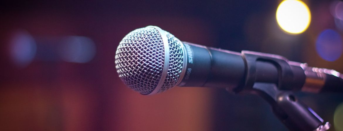 Okładka wpisu Maciej Stuhr MA TO WSZYSTKO W STANDUPIE w Kino Teatrze Apollo!