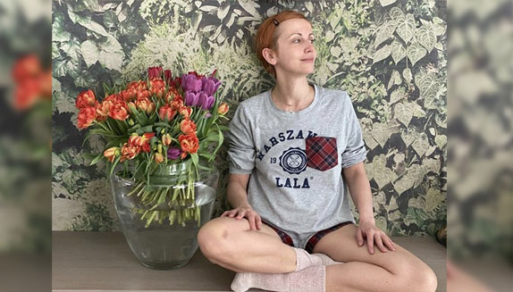Okładka wpisu „Zostań w domu”  – czyli co robią gwiazdy w czasie kwarantanny?