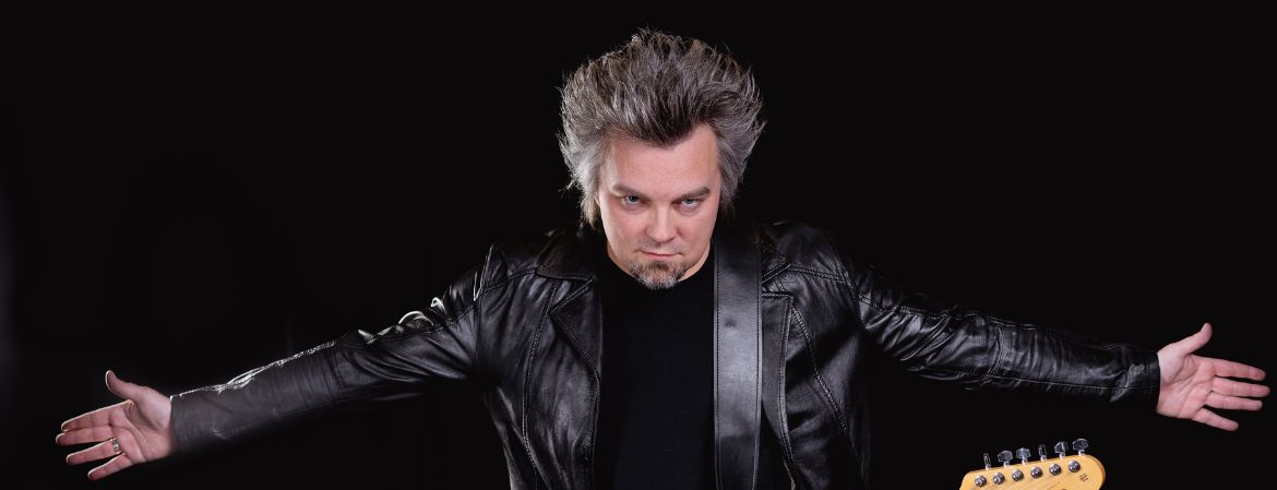 Okładka wpisu W jego żyłach płynie rock. Koncerty Wojtka Cugowskiego